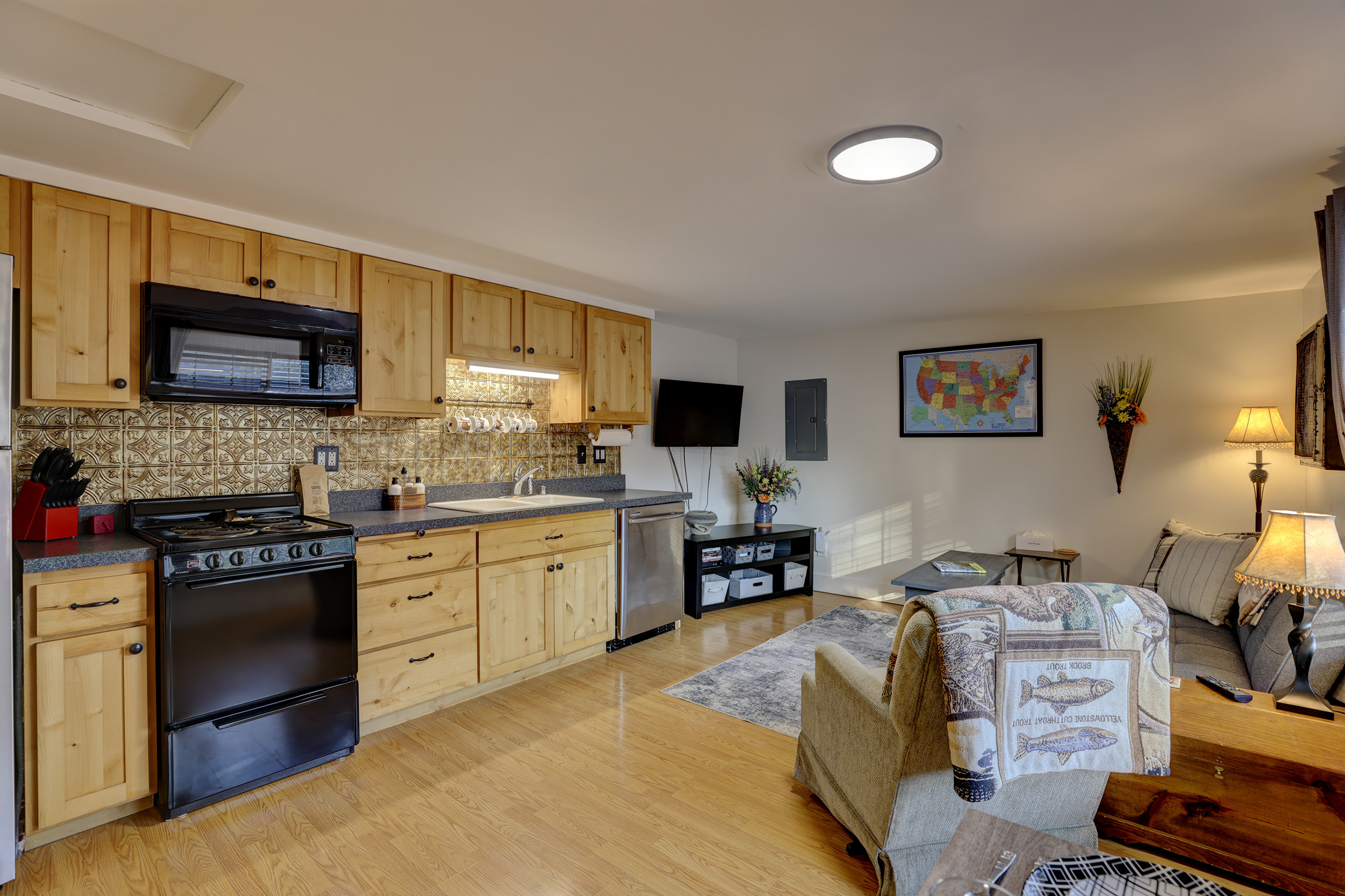 595 Wyoming Avenue - A